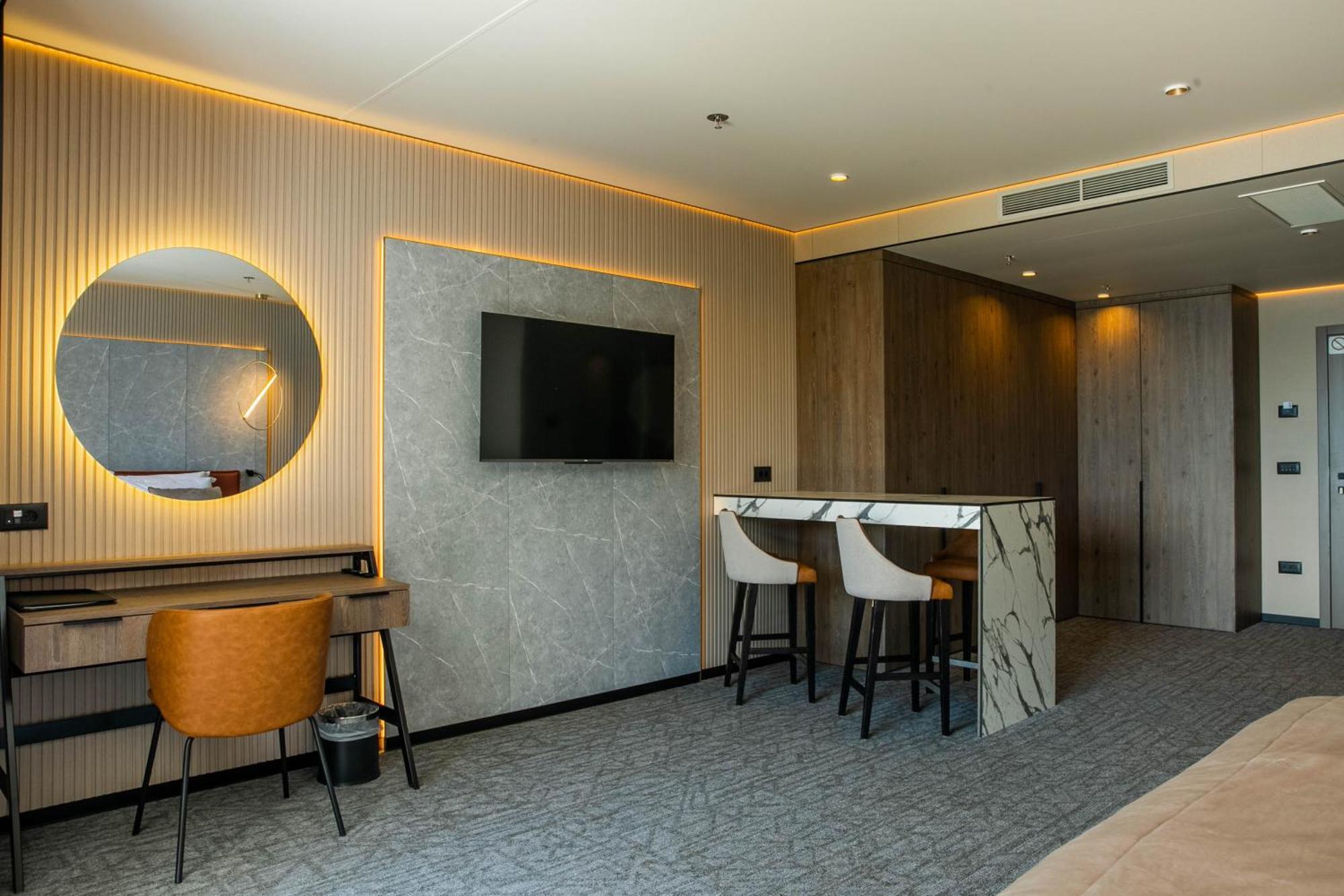 Hotel Medistone Omis Luaran gambar